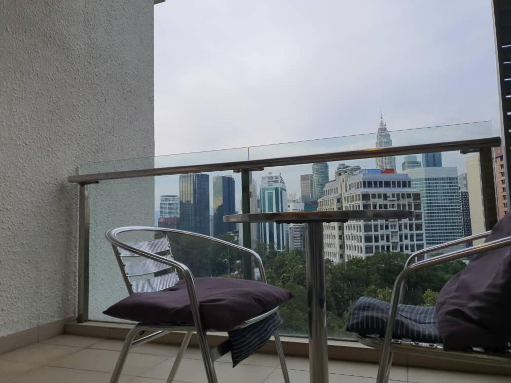 Mocha Suites At Suasana Kuala Lumpur Luaran gambar