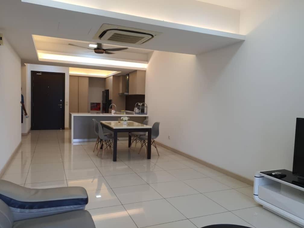 Mocha Suites At Suasana Kuala Lumpur Luaran gambar